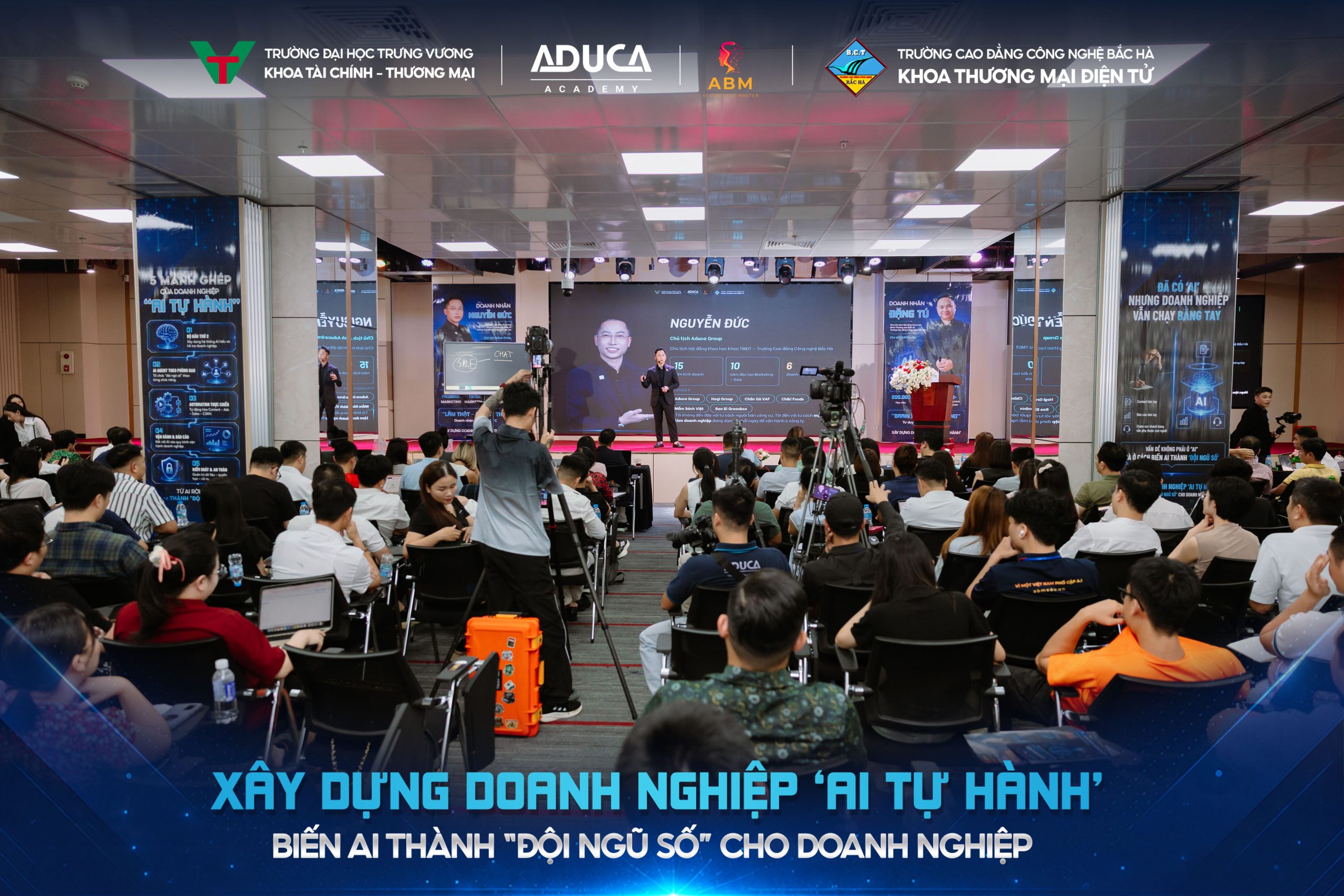 Diễn giả trực tiếp chia sẻ trong hội nghị 